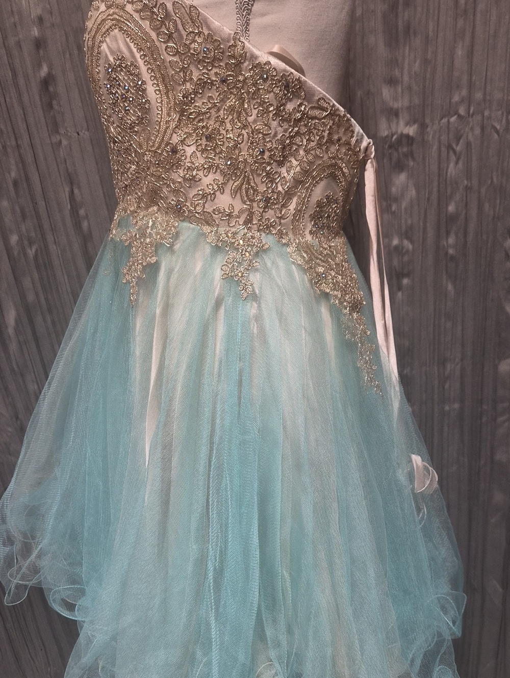 Womens Gold-Beaded Ivory Bodice with Light Blue Tulle Party Dress. Beautiful Sz8 - Picture 5 of 10